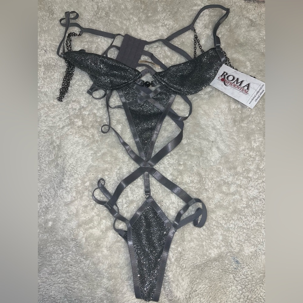 Roma confidential lingerie in glam teddy. Size: small